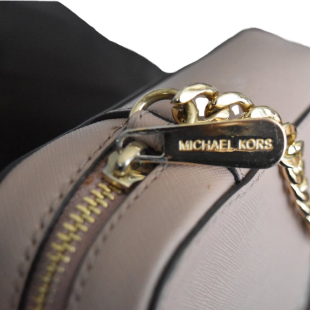 Michael Kors Saffiano Leather Jet set Crossbody - Picture 6 of 6